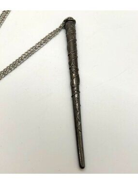 Magic Wand Necklace Silvertone Vine Leaf Pendant Wizard Witch Cosplay Costume